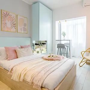  Appartamento Downtown - Your Modern Escape Near Ateneul